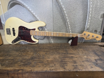 Fender Jazz Bass de 1975