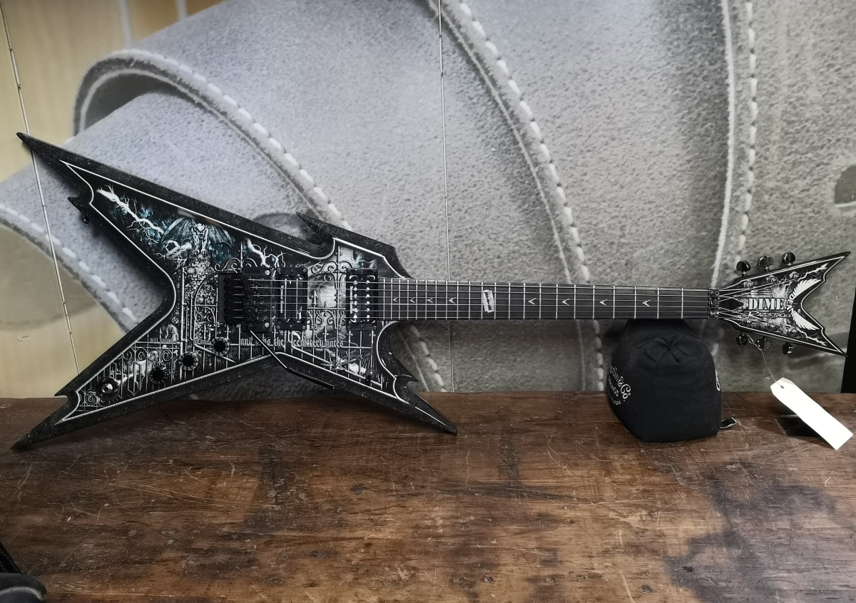 Dean Dime Razorback Cemetery Gates d'occasion - Dean guitar